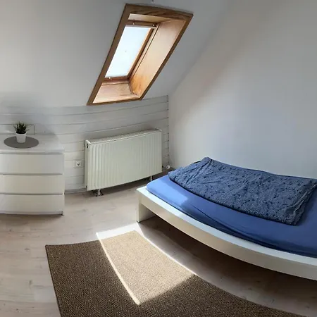 Apartamento Zentral Gelegene Ferienwohnung In Weinheim *