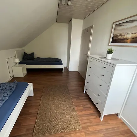 Apartamento Zentral Gelegene Ferienwohnung In Weinheim